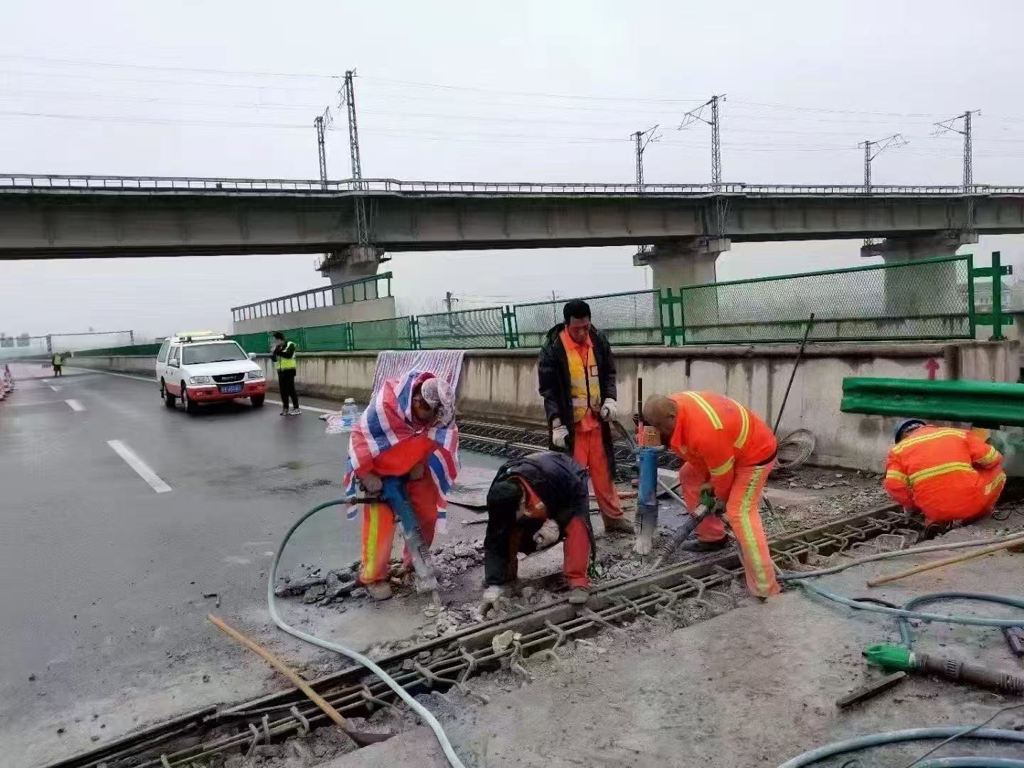 上杭桥梁伸缩缝抢修料